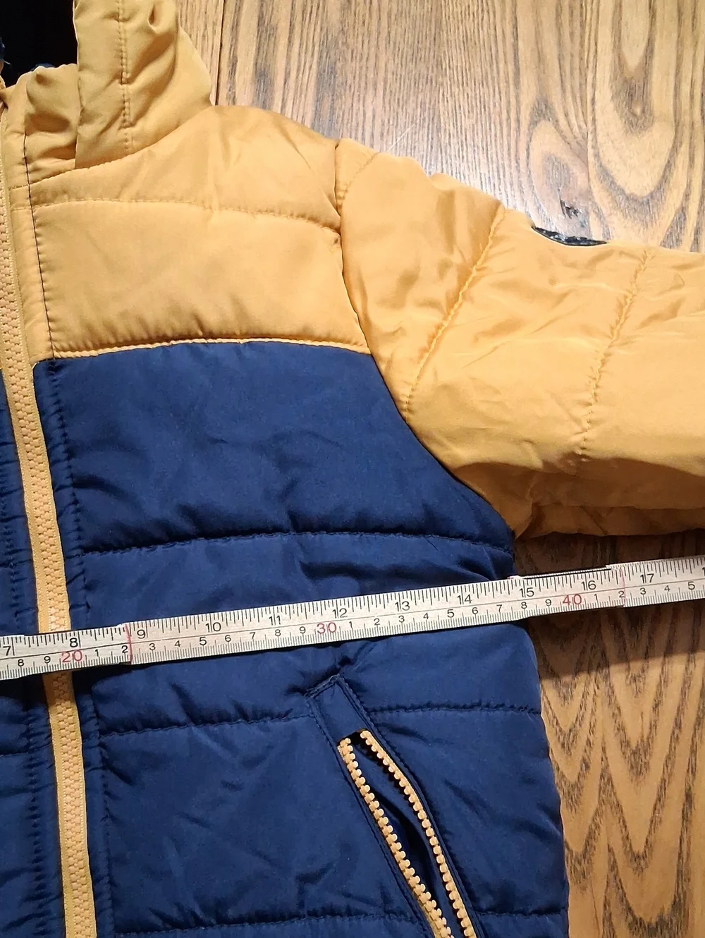 OshKosh Bgosh ***see measurements